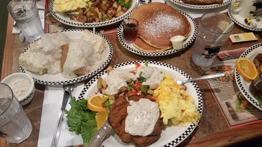American Restaurant «Signal Hill Black Bear Diner», reviews and photos, 1898 E Willow St, Signal Hill, CA 90755, USA