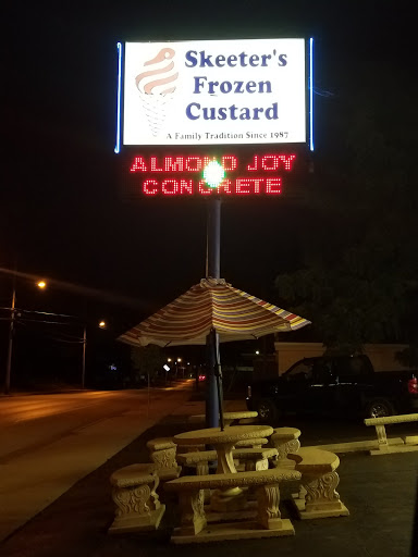 Frozen Yogurt Shop «Skeeters Frozen Custard», reviews and photos, 9622 Lackland Rd, Overland, MO 63114, USA