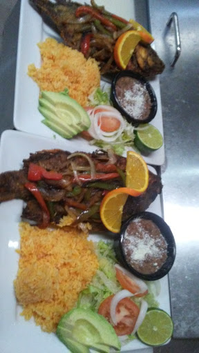 Mexican Restaurant «Paraiso Rosel Mexican Restaurante», reviews and photos, 119 N 8th St, Reading, PA 19601, USA