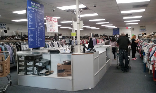 Thrift Store «Goodwill», reviews and photos, 5461 Marlton Pike # 2, Pennsauken Township, NJ 08109, USA