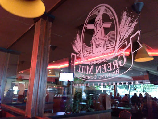 Restaurant «Green Mill Restaurant & Bar», reviews and photos, 549 S Rock Rd, Wichita, KS 67207, USA