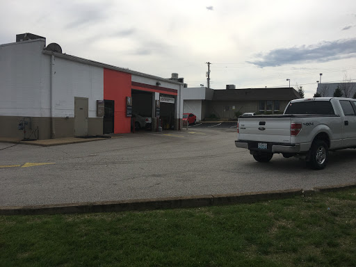 Oil Change Service «Jiffy Lube», reviews and photos, 14701 Manchester Rd, Ballwin, MO 63011, USA