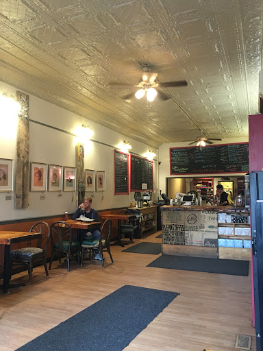 Coffee Shop «Saratoga Coffee Traders», reviews and photos, 447 Broadway, Saratoga Springs, NY 12866, USA
