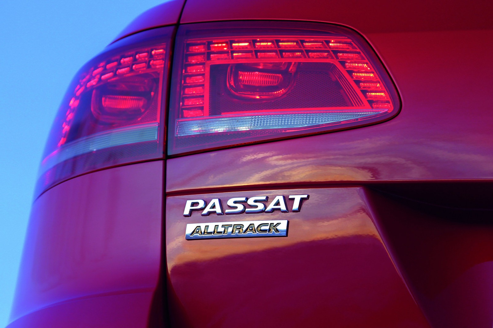 [New-Volkswagen-Passat-Alltrack-32%255B2%255D.jpg]