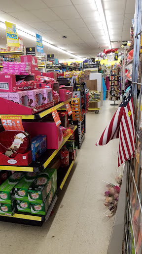 Discount Store «Dollar General», reviews and photos, 421 Brooks St, Wake Forest, NC 27587, USA