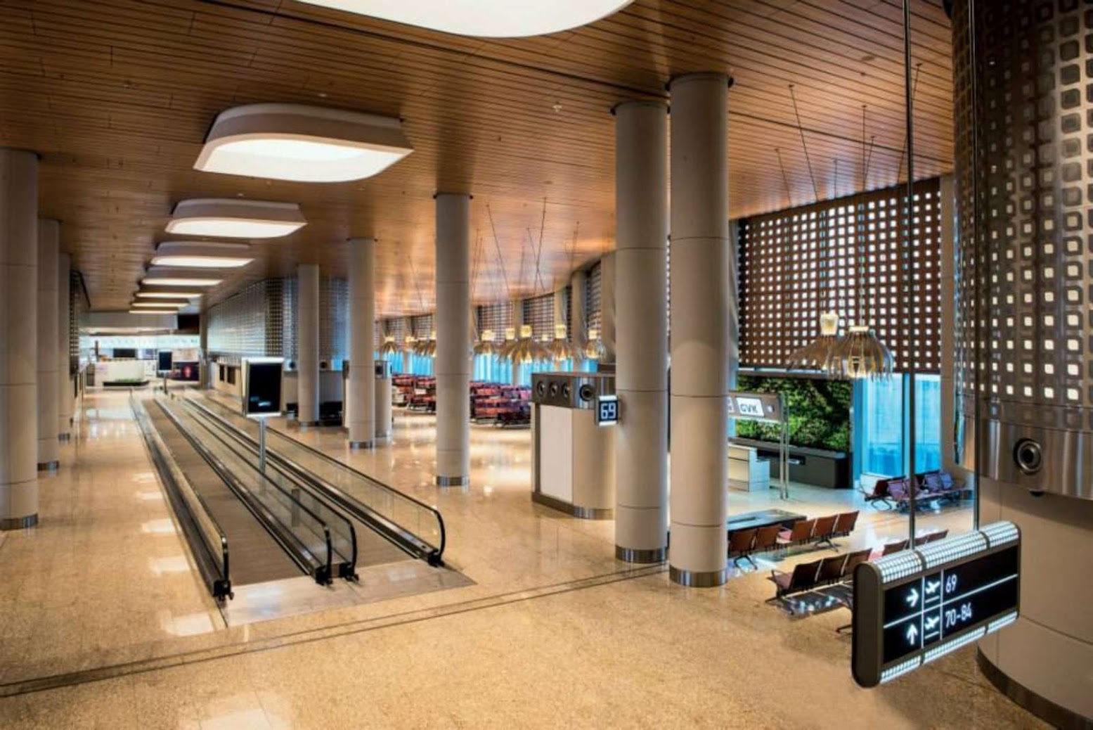 Open the Chhatrapati Shivaji International Airport by SOM