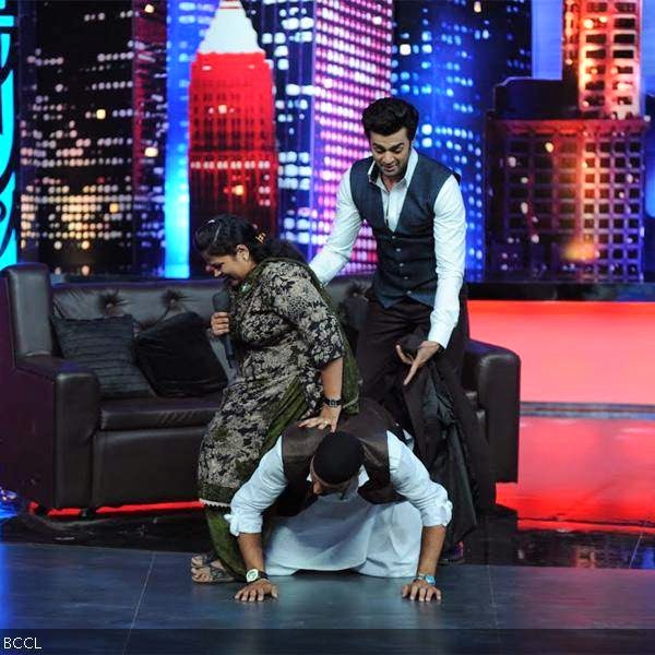 Harbhajan Singh on the sets of the popular TV show Mad In India, in Mumbai. (Pic: Viral Bhayani)<br /> Harbhajan Singh on the sets of the popular TV show Mad In India, in Mumbai. (Pic: Viral Bhayani)<br />