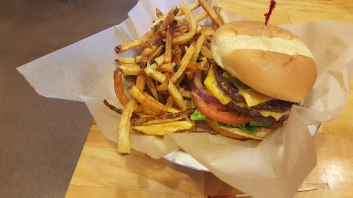 Hamburger Restaurant «Meatheads Burgers & Fries», reviews and photos, 1036 Willow Rd H, Northbrook, IL 60062, USA