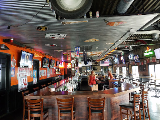 Bar & Grill «Alley 64 - Palatine», reviews and photos, 2001 N Rand Rd, Palatine, IL 60074, USA