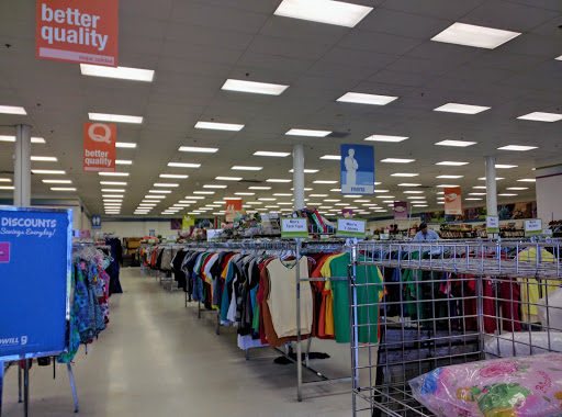 Thrift Store «Gilbert & Guadalupe Goodwill Retail Store & Donation Center», reviews and photos, 868 N Gilbert Rd, Gilbert, AZ 85234, USA