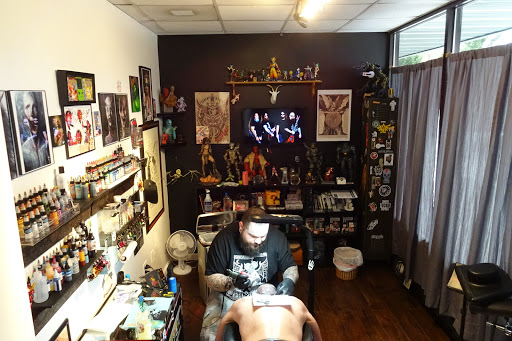 Tattoo Shop «Route Eleven Tattoo Company», reviews and photos, 17715 Virginia Ave, Hagerstown, MD 21740, USA