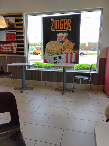 Fast Food Restaurant «KFC», reviews and photos, 3414 Sullivant Ave, Columbus, OH 43204, USA