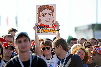 баннер болельщика Фернандо Алонсо на Гран-при России 2014