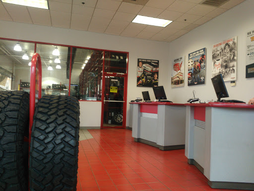 Tire Shop «Discount Tire Store - Bremerton, WA», reviews and photos, 5034 WA-303, Bremerton, WA 98311, USA