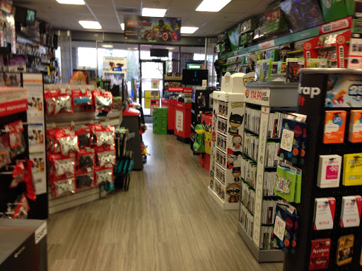 Video Game Store «GameStop», reviews and photos, 2351 SE Tualatin Valley Hwy #120, Hillsboro, OR 97123, USA