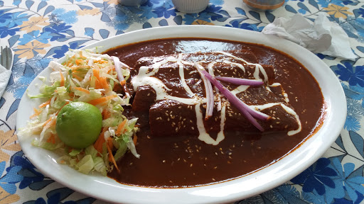Restaurant La Tradición, Abasolo Oriente 12, Centro, 60300 Ejido del Centro, Mich., México, Restaurante | MICH