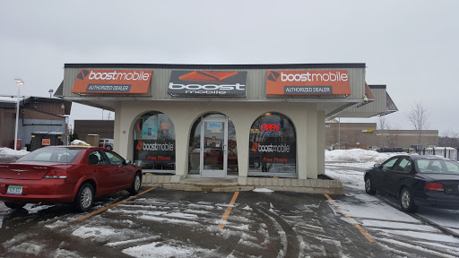 Cell Phone Store «Boost Mobile», reviews and photos, 3515 E Mall Dr SE, Grand Rapids, MI 49546, USA