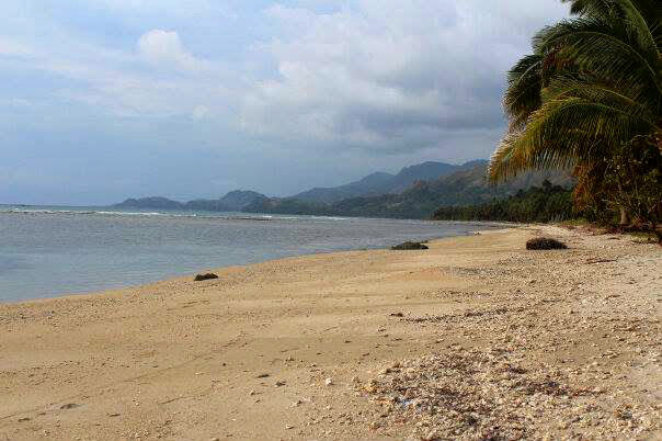 pantai pesuloang pamboang majene pantai pesuloang pamboang majene