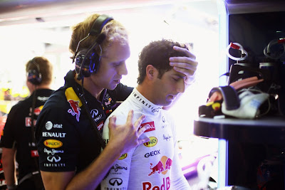 Даниэль Риккардо со своим тренером на Гран-при Малайзии 2014