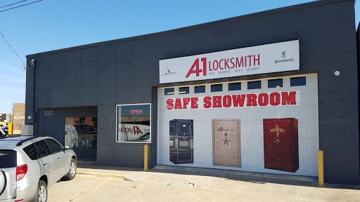 Locksmith «A-1 Locksmith - Downtown Dallas, Design District», reviews and photos, 1622 Market Center Blvd, Dallas, TX 75207, USA