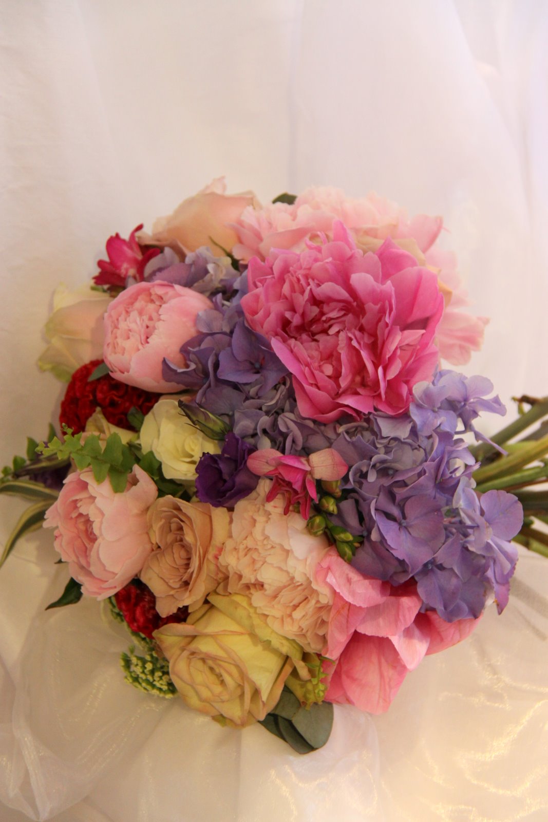 Blousy Wedding Bouquet in