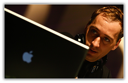 Paul van Dyk - Vonyc Sessions 293 (guest Giuseppe Ottaviani) (05-04-2012)