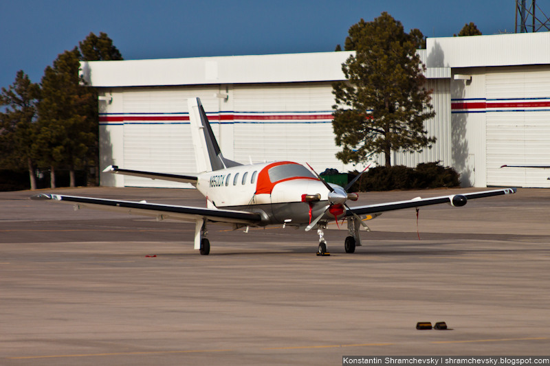 USA Colorado Denver Centennial Airport Tower США Колорадо Денвер Сентенниал Аэропорт APA KAPA Socata TBM-700 N850DX