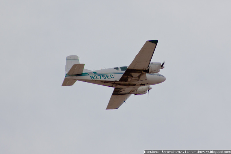 USA Colorado Denver Centennial Airport Tower США Колорадо Денвер Сентенниал Аэропорт APA KAPA Beechcraft 95 Travel Air