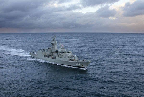 HMAS perth with new radar