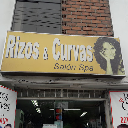 Rizos & Curvas Salón Spa