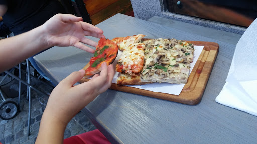Latin Pizza