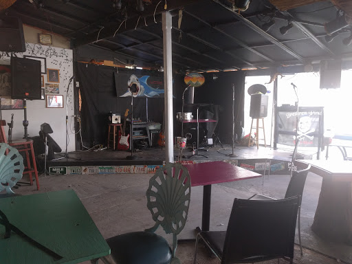 Latitude 18