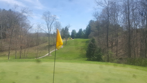 Golf Course «Hocking Hills Golf Club», reviews and photos, 14405 Country Club Ln, Logan, OH 43138, USA