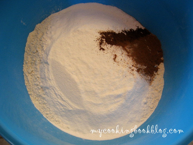 Меденки с мая, сода бикарбонат и амонячна сода