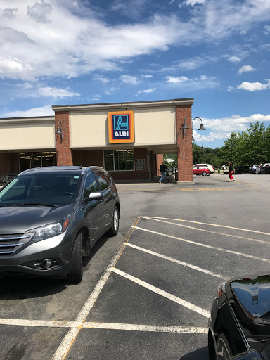 Supermarket «ALDI», reviews and photos, 470 Swannanoa River Rd, Asheville, NC 28805, USA