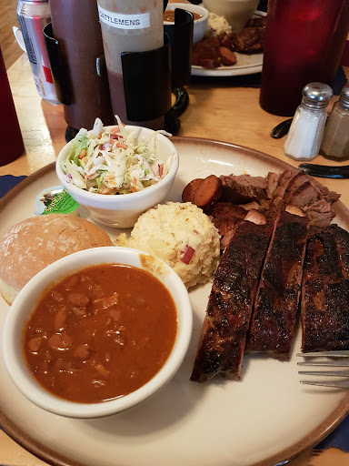 Barbecue Restaurant «Famous Willies Barbecue», reviews and photos, 107 E 7th Ave, Post Falls, ID 83854, USA