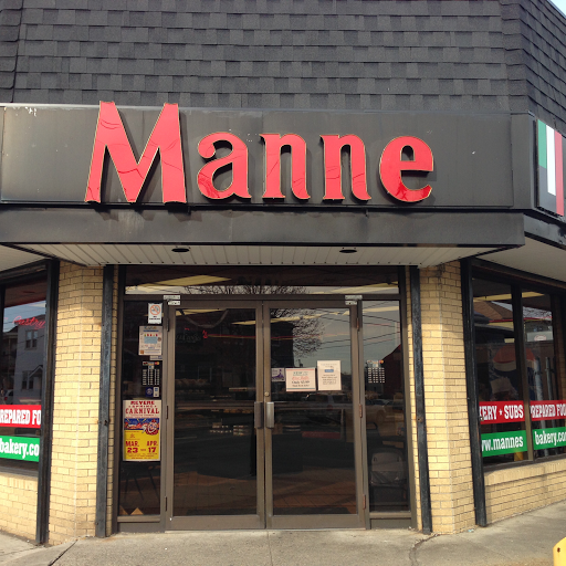 Manne's Bakery logo