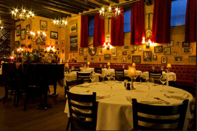 Restaurant Paulies