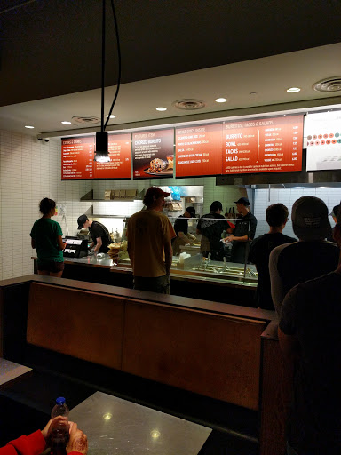 Mexican Restaurant «Chipotle Mexican Grill», reviews and photos, 580 Shelburne Rd #14b, Burlington, VT 05401, USA