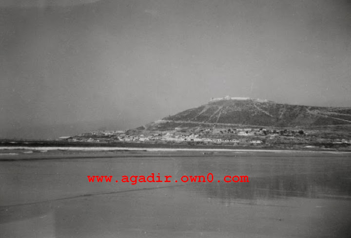 شاطئ اكادير قبل وبعد الزلزال سنة 1960 Bvc