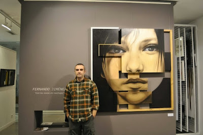 El pintor en su exposición Con los restos del naufragio Exposicion de Fernando Jimenez,Con los restos del naufragio