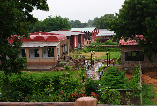 Araavali Trails- A Nature Resort, Pedagada- Hathidra Road, Post Malan, Palanpur Banaskantha, Banaskantha, Gujarat 385001, India, Resort, state GJ