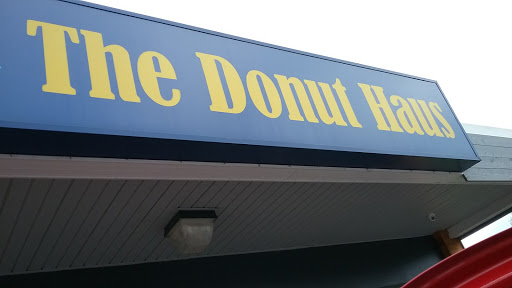 Bakery «Donut Haus Bakery», reviews and photos, 305 W Central Ave, Springboro, OH 45066, USA