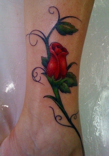 rose tattoos on leg