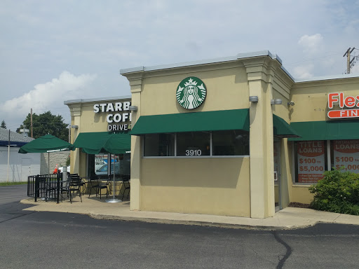 Coffee Shop «Starbucks», reviews and photos, 3910 75th St, Kenosha, WI 53142, USA