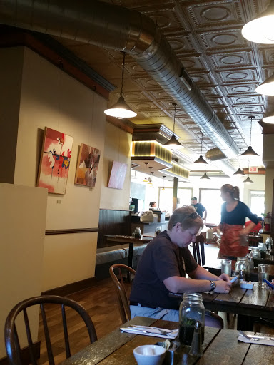 Restaurant «Uptowne Cafe», reviews and photos, 1217 Caledonia St, La Crosse, WI 54603, USA