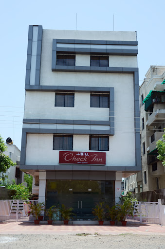 HOTEL CHECK INN, 141, Subhash Nagar Rd, Parsodi, Nagpur, Maharashtra 440022, India, Indoor_accommodation, state MH