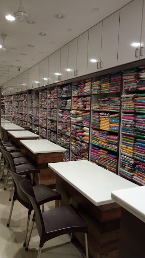 Uday Dress Shop, City Post Office Rd, Lal Tekri, Bhuj, Gujarat 370001, India, Dress_Shop, state GJ