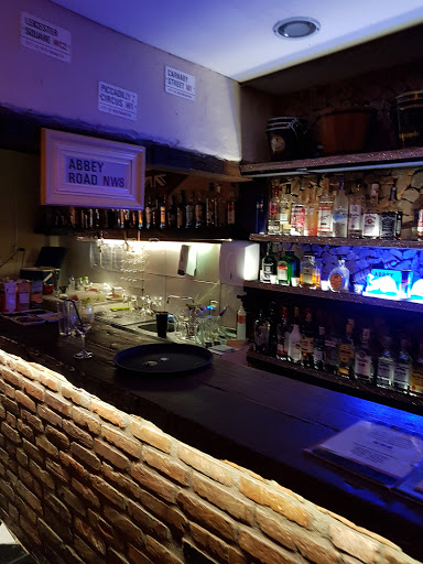 London Pub & Bistrô, R. José do Patrocínio, 964 - Cidade Baixa, Porto Alegre - RS, 90050-000, Brasil, Pub, estado Rio Grande do Sul