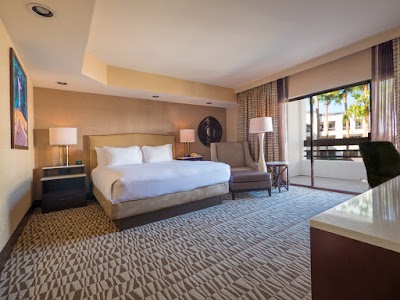 Photos of Hilton Phoenix Airport